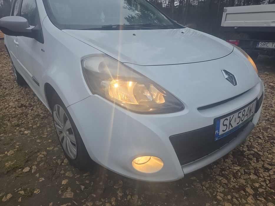 Zdjęcie oświetlenia przedniego i dolnego prawego