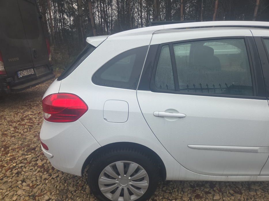 Zdjęcie błotnika tylnego prawego