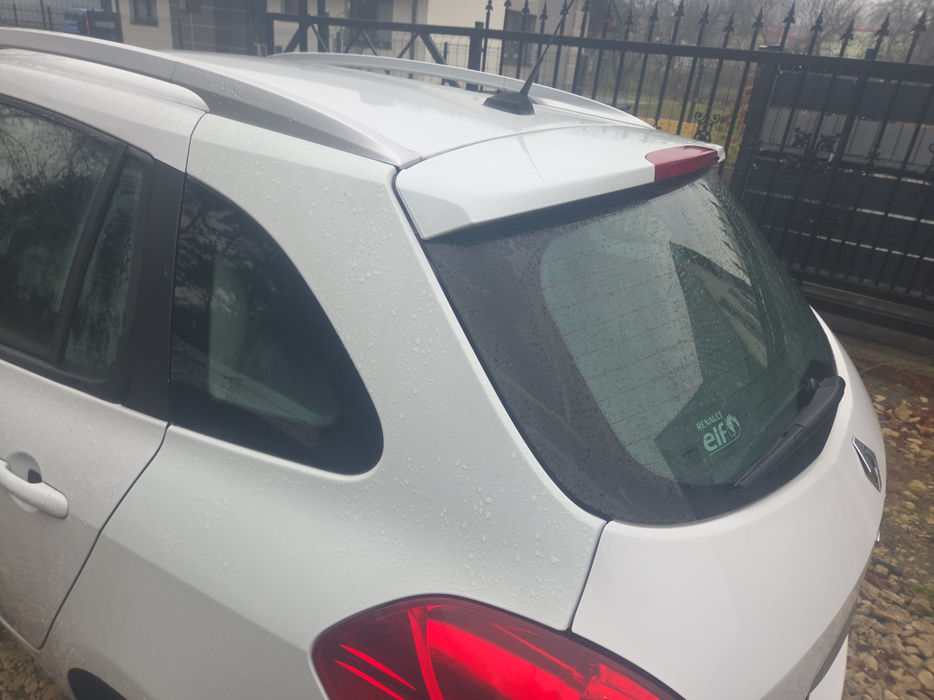 Zdjęcie słupka C lewego