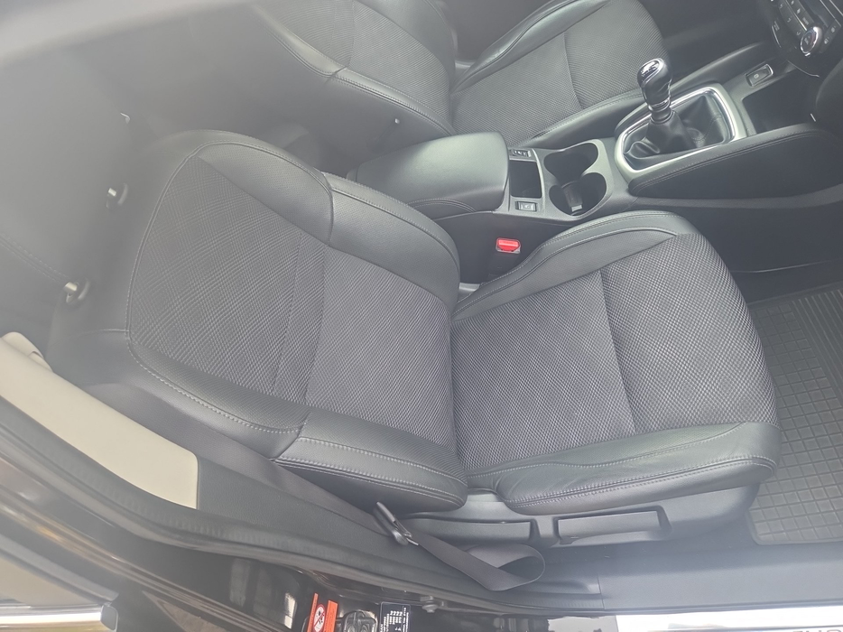 Zdjęcie fotela przedniego prawego