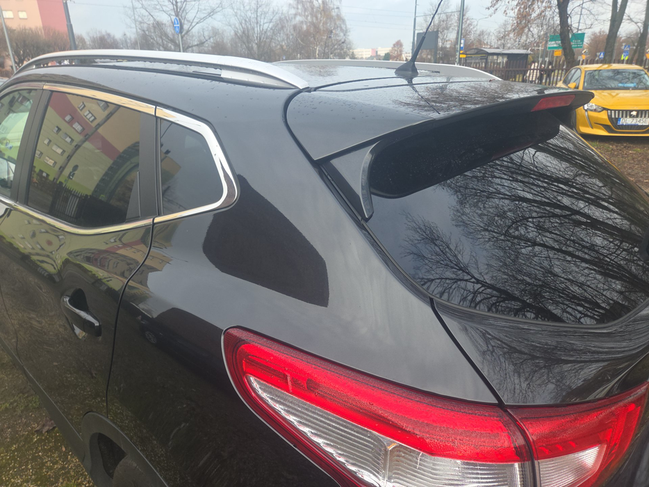 Zdjęcie słupka C lewego