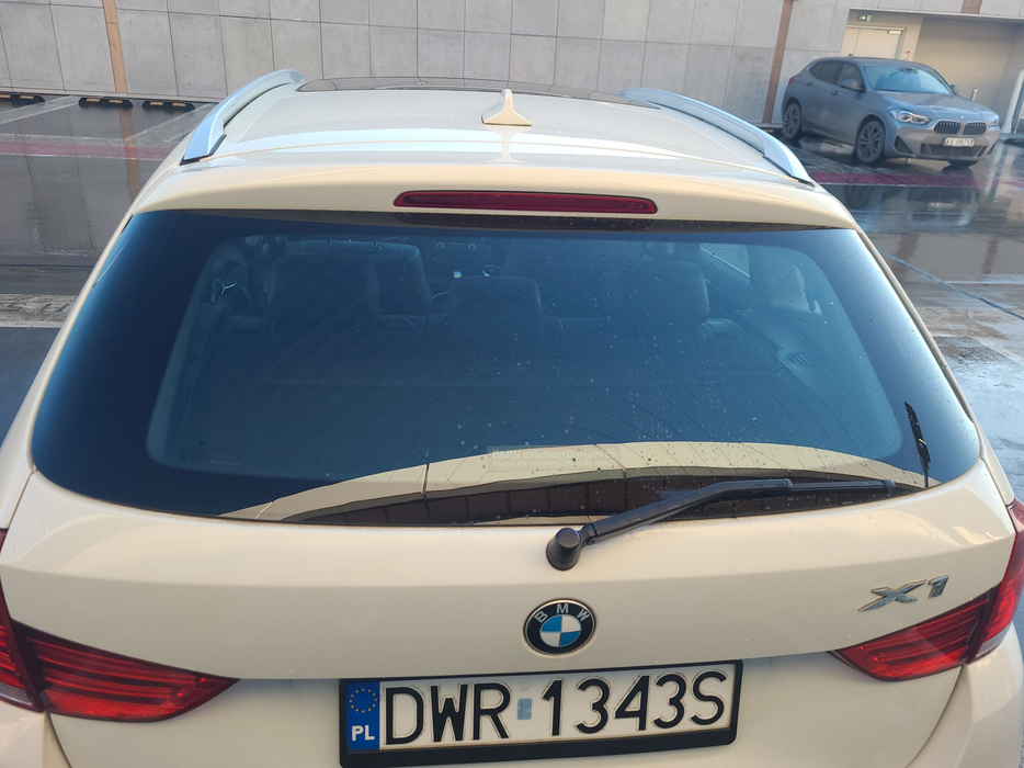 Zdjęcie szyby tylnej