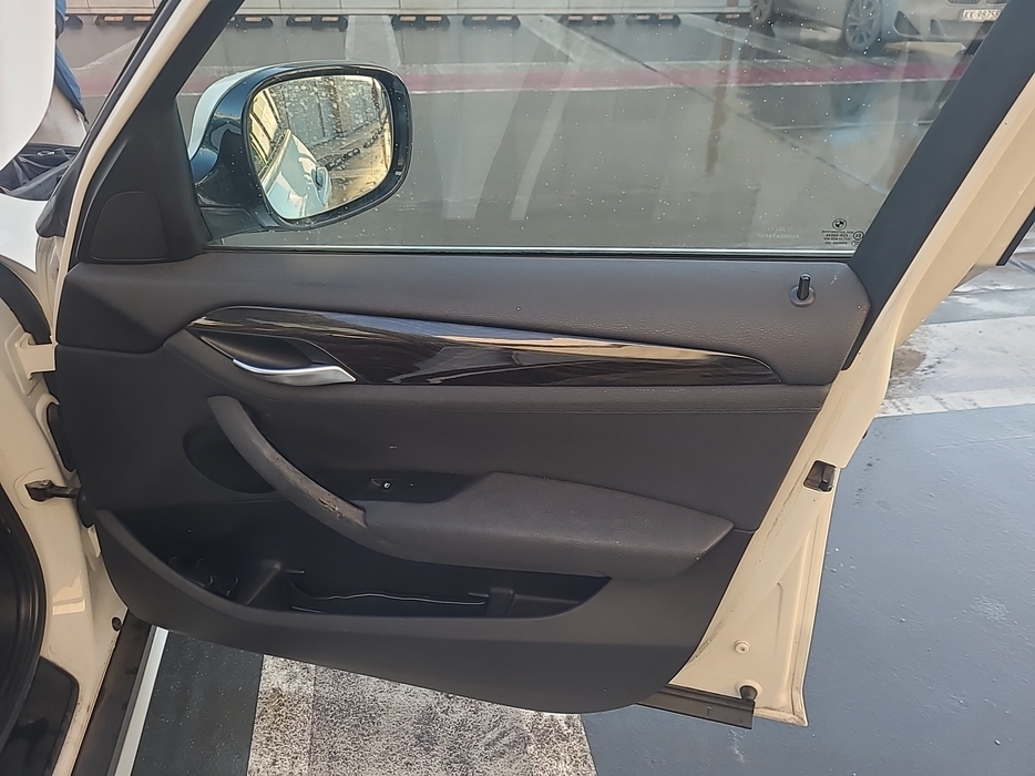 Zdjęcie tapicerki drzwi przednich prawych