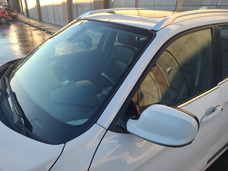 Zdjęcie słupka A lewego