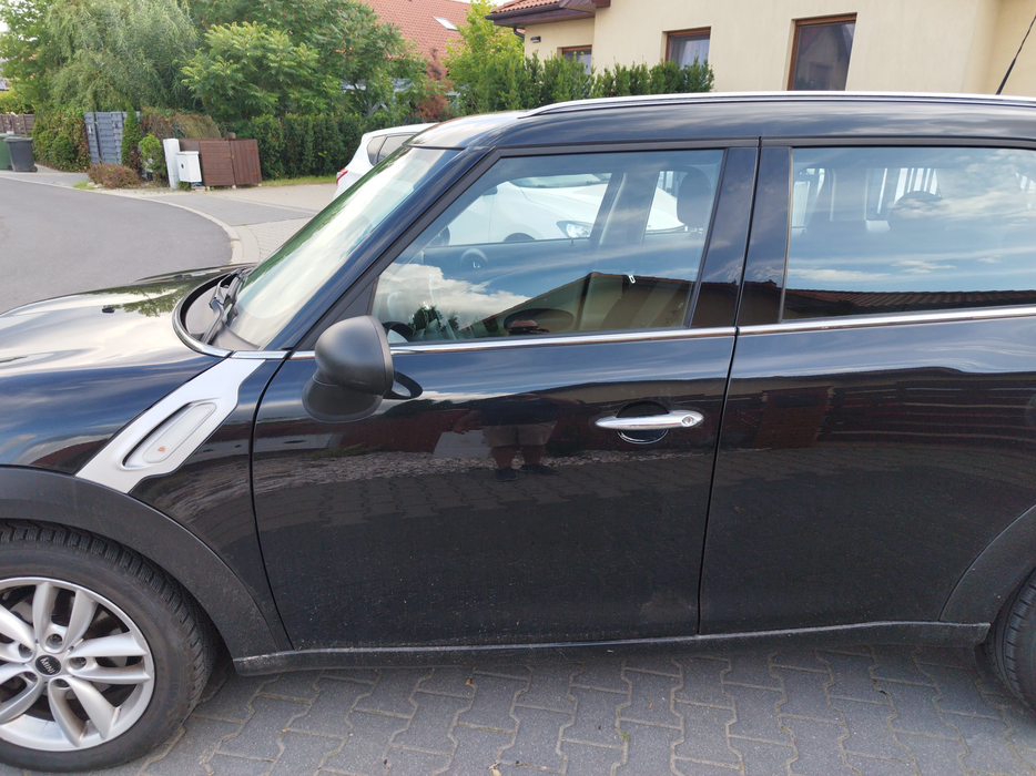 Zdjęcie drzwi przednich lewych wraz z szybą