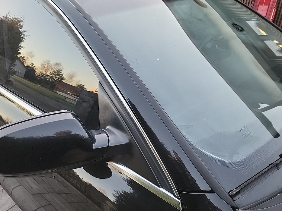 Zdjęcie słupka A prawego