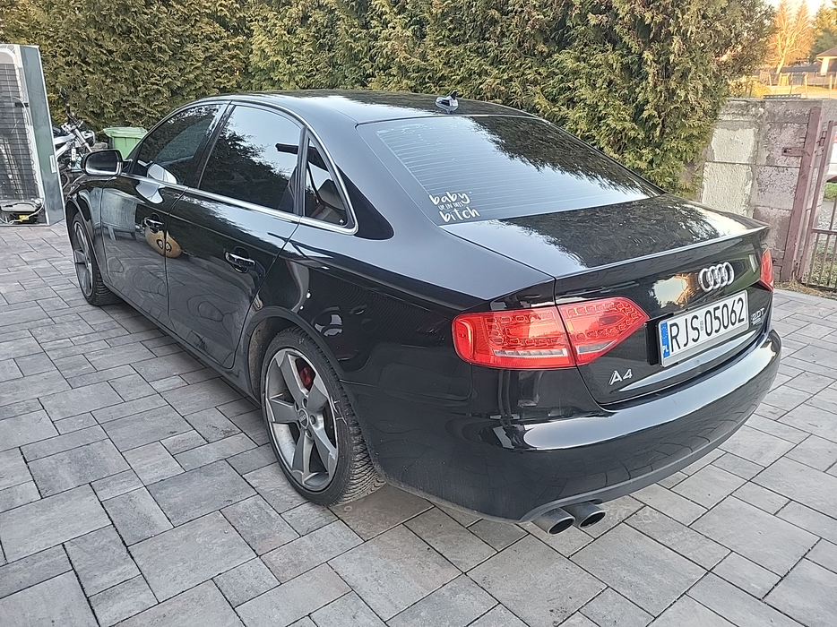 Zdjęcie po ukosie, lewy tył