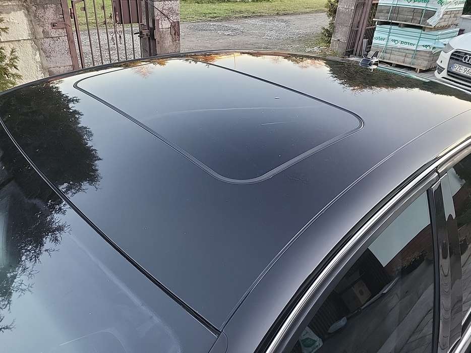 Zdjęcie dachu część przednia