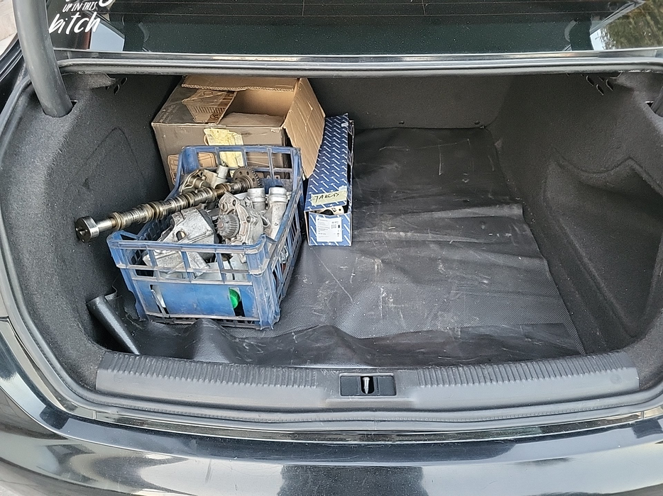 Zdjęcie przestrzeni bagażowej