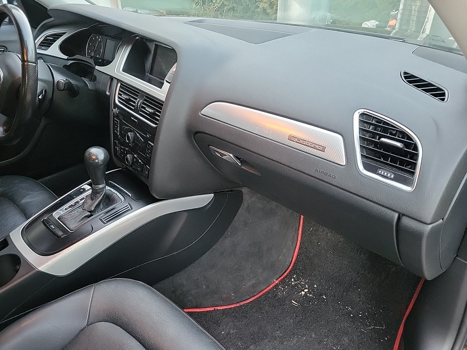 Zdjęcie kokpitu części prawej