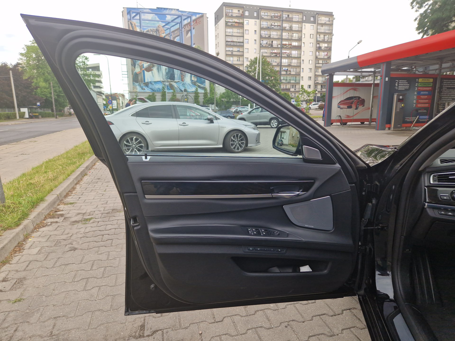Zdjęcie tapicerki drzwi przednich lewych