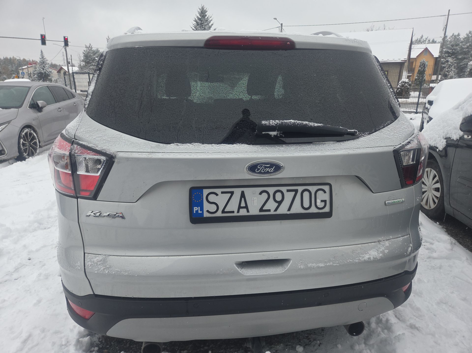 Zdjęcie pokrywy bagażnika