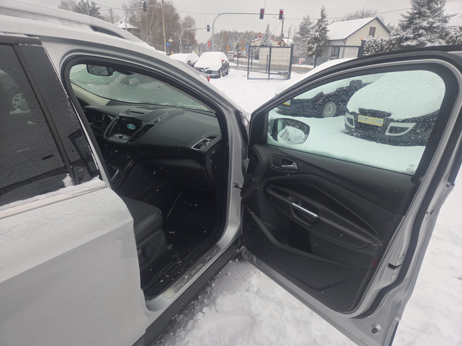 Zdjęcie wnętrza od pasażera, przód