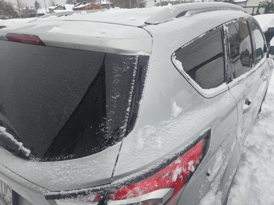 Zdjęcie słupka C prawego