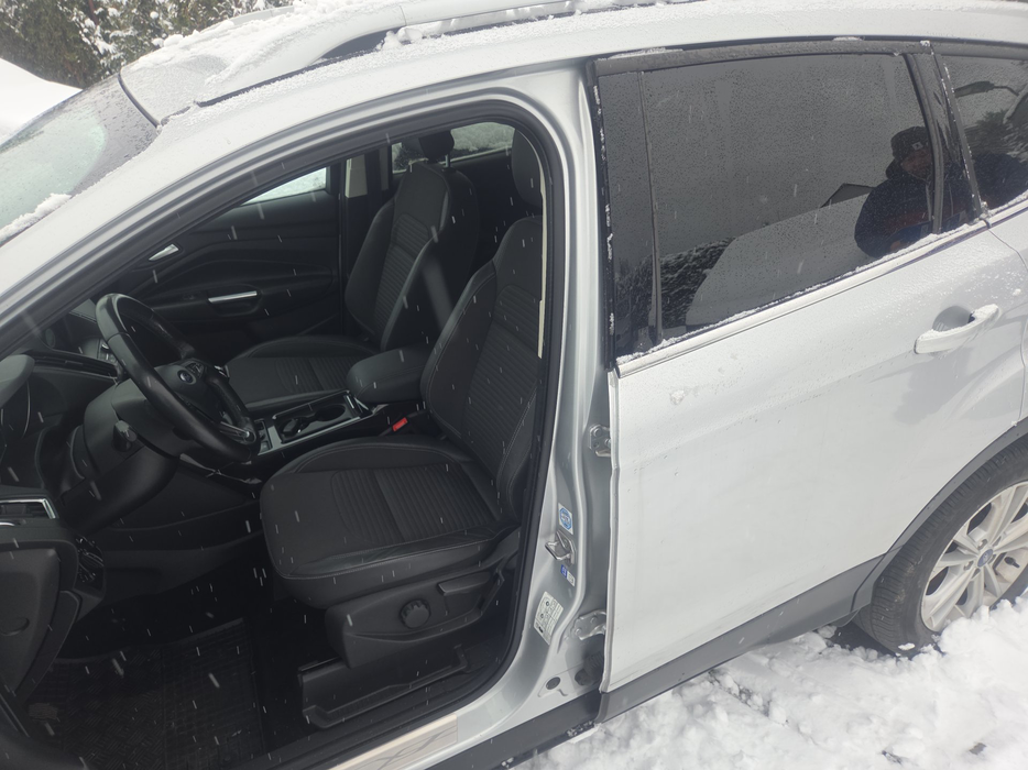 Zdjęcie słupka B lewego