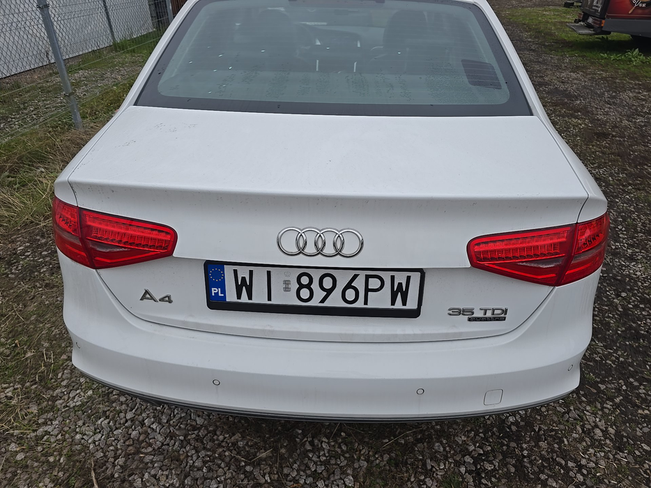 Zdjęcie pokrywy bagażnika