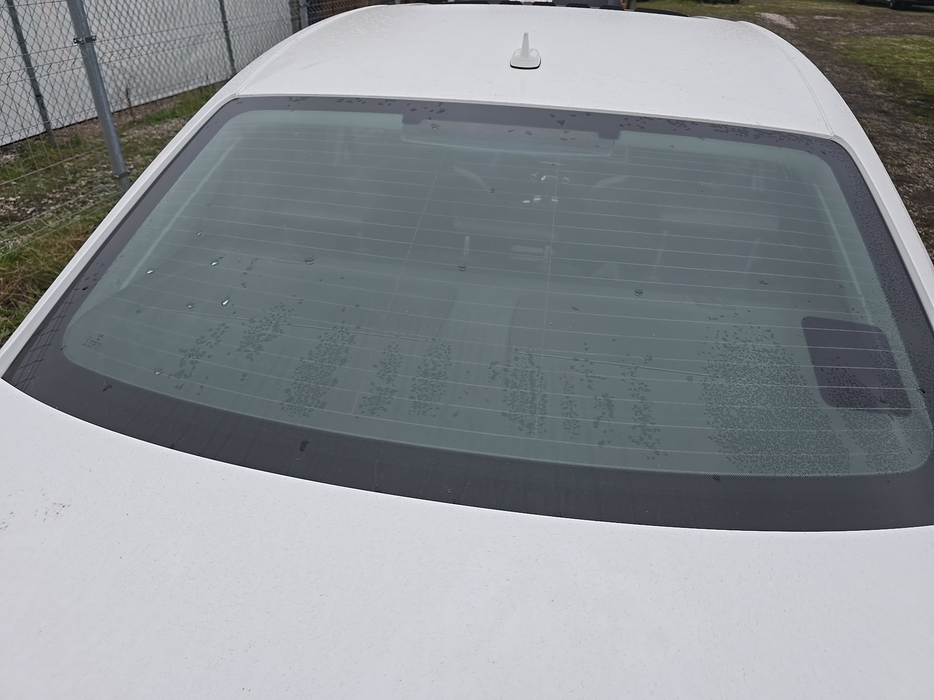 Zdjęcie szyby tylnej