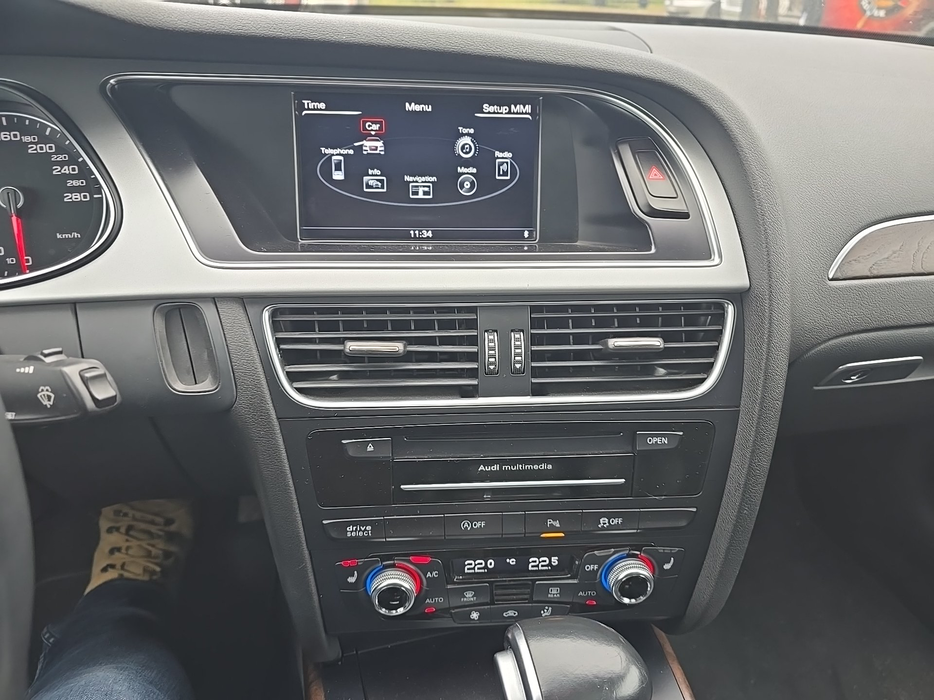 Zdjęcie jednostki multimedialnej