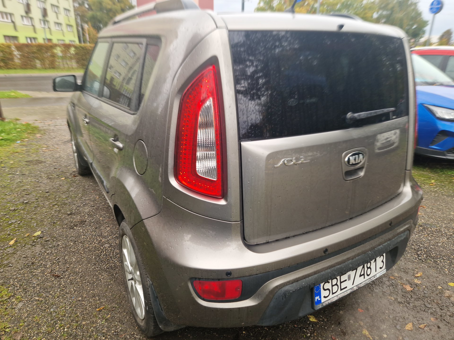 Zdjęcie oświetlenia tylnego lewego