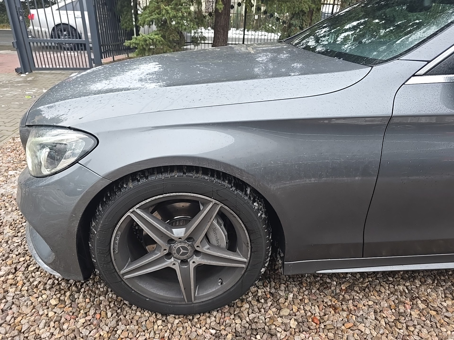 Zdjęcie błotnika przedniego lewego