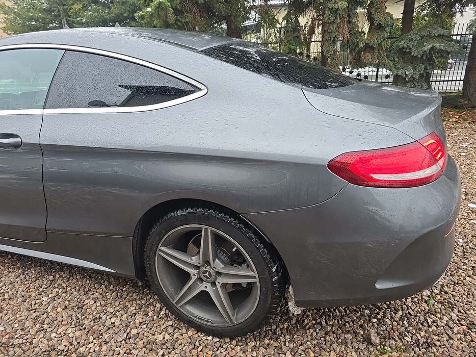 Zdjęcie błotnika tylnego lewego