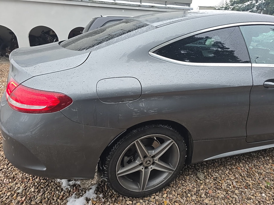 Zdjęcie błotnika tylnego prawego