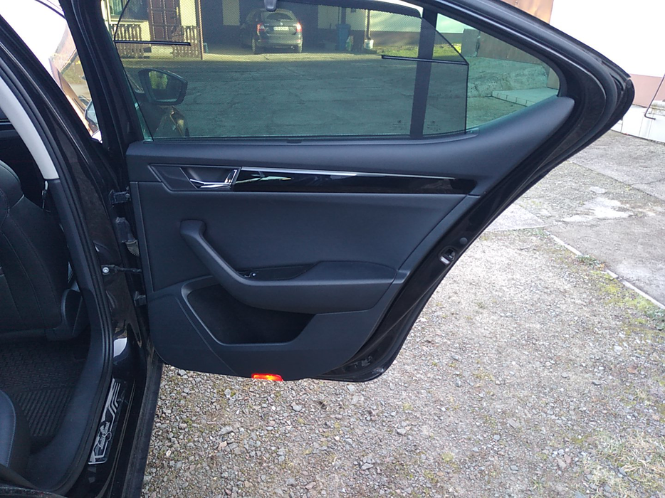 Zdjęcie tapicerki drzwi tylnych prawych