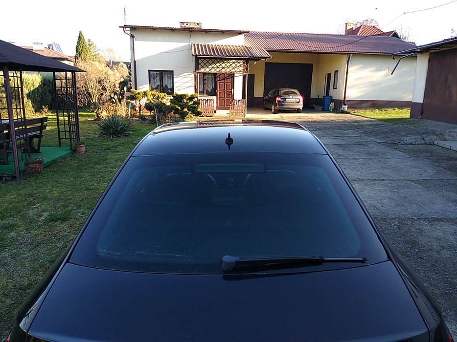 Zdjęcie szyby tylnej