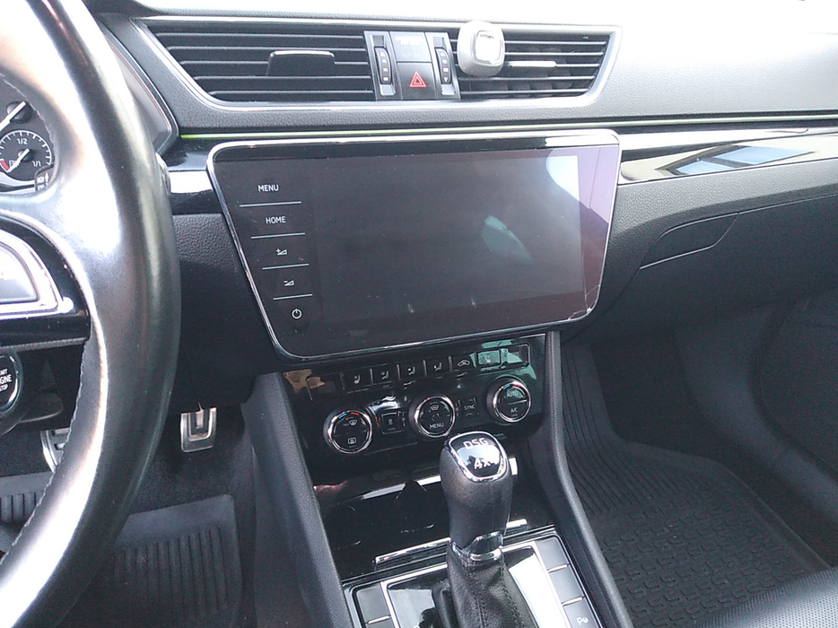 Zdjęcie jednostki multimedialnej