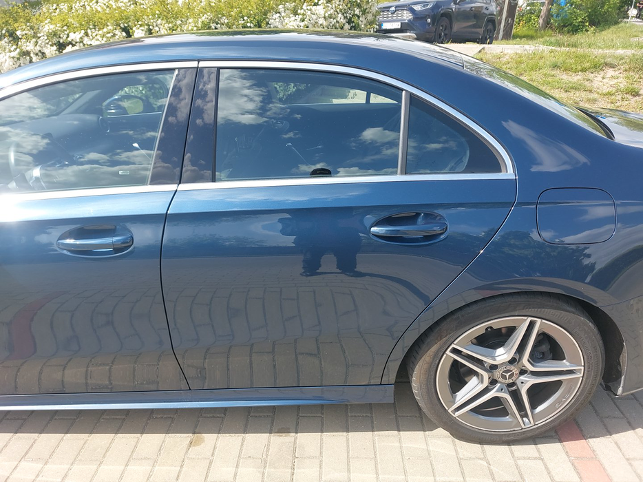 Zdjęcie drzwi tylne lewe wraz z szybą