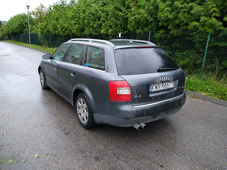 Zdjęcie po ukosie, lewy tył