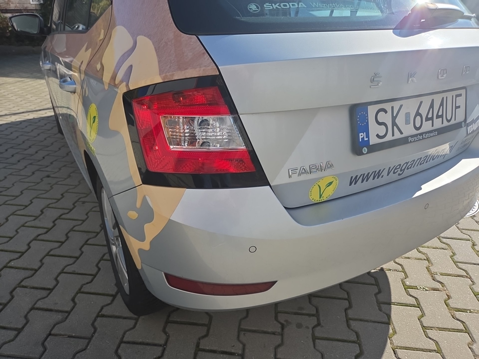 Zdjęcie oświetlenia tylnego lewego