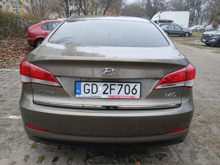 Zdjęcie pokrywy bagażnika