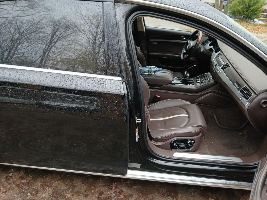 Zdjęcie słupka B prawego