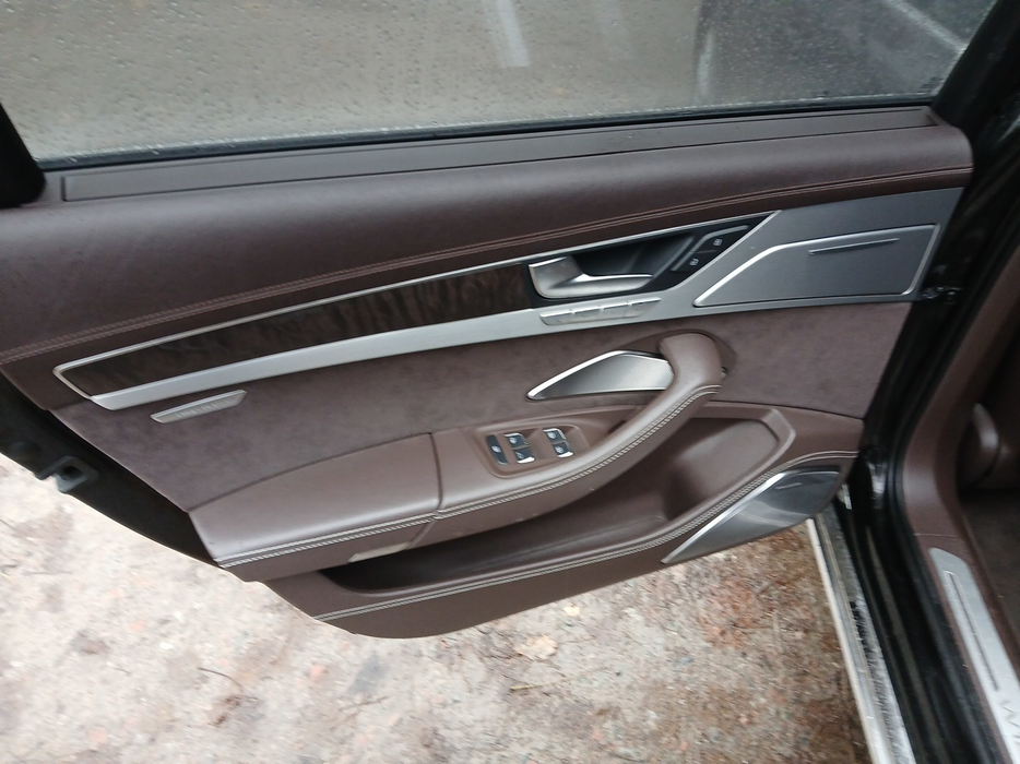 Zdjęcie tapicerki drzwi tylnych lewych