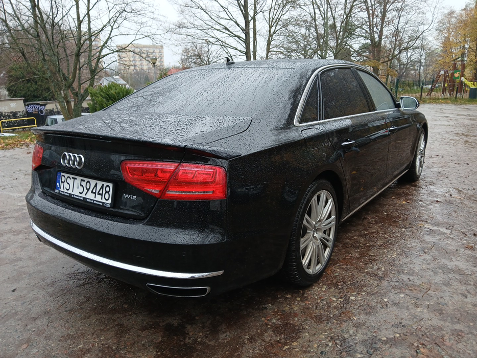 Zdjęcie po ukosie, prawy tył