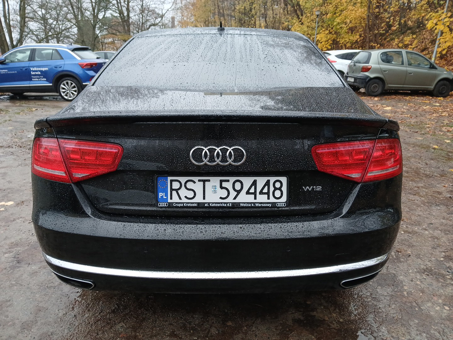 Zdjęcie pokrywy bagażnika