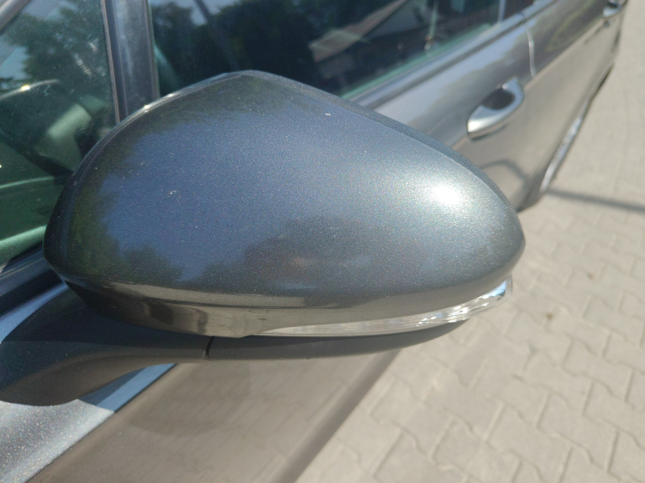 Zdjęcie obudowy lusterka lewego
