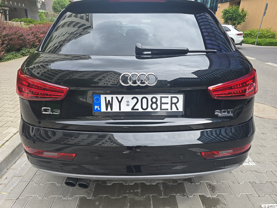 Zdjęcie pokrywy bagażnika