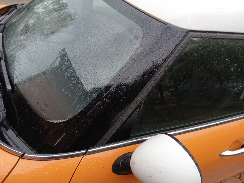 Zdjęcie słupka A lewego