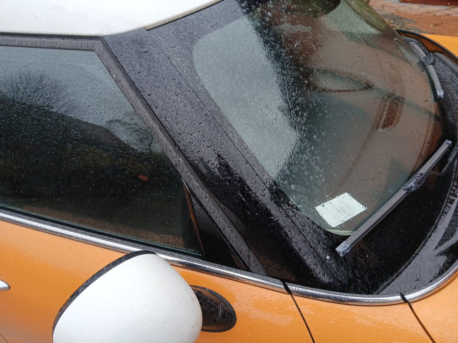 Zdjęcie słupka A prawego