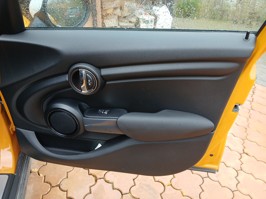 Zdjęcie tapicerki drzwi przednich prawych