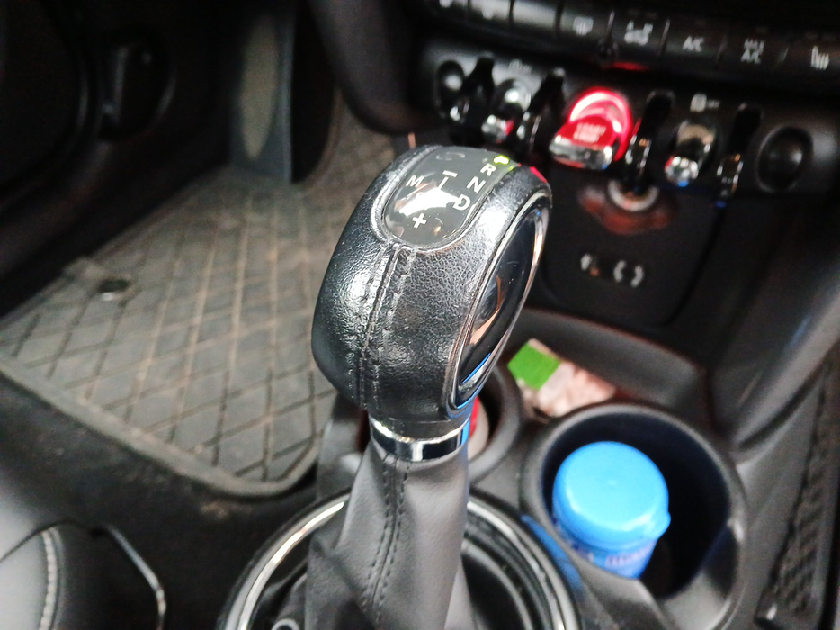 Zdjęcie drążka zmiany biegów