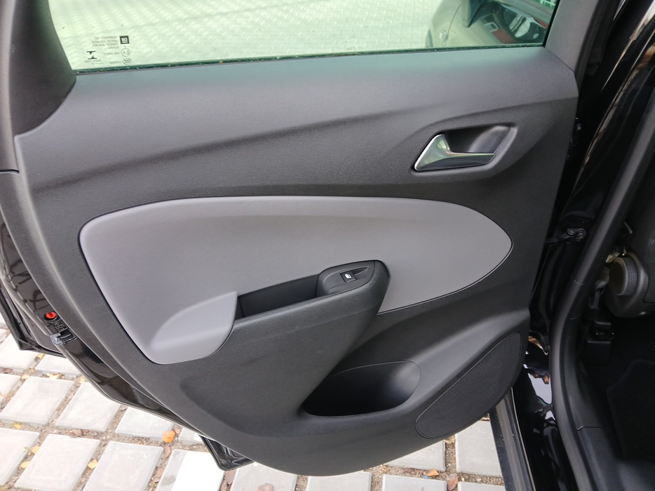 Zdjęcie tapicerki drzwi tylnych lewych