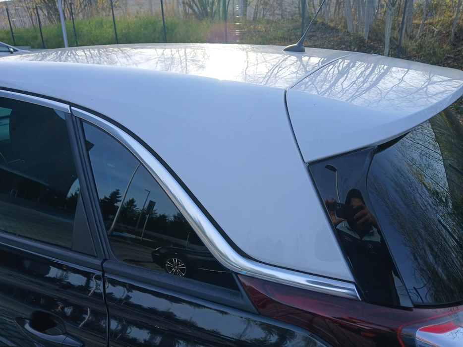 Zdjęcie słupka C lewego