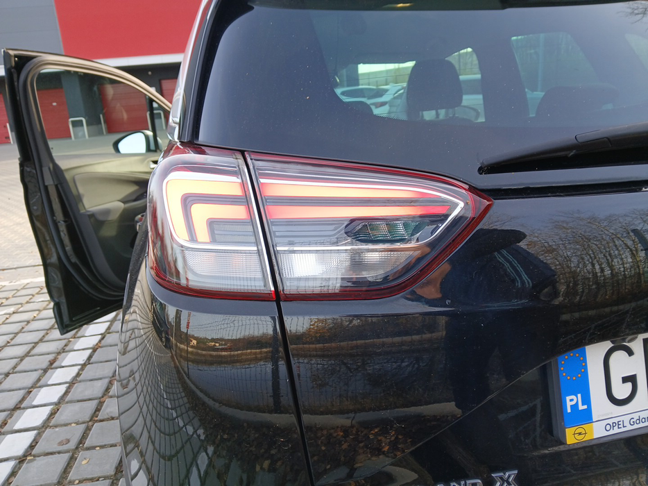 Zdjęcie oświetlenia tylnego lewego