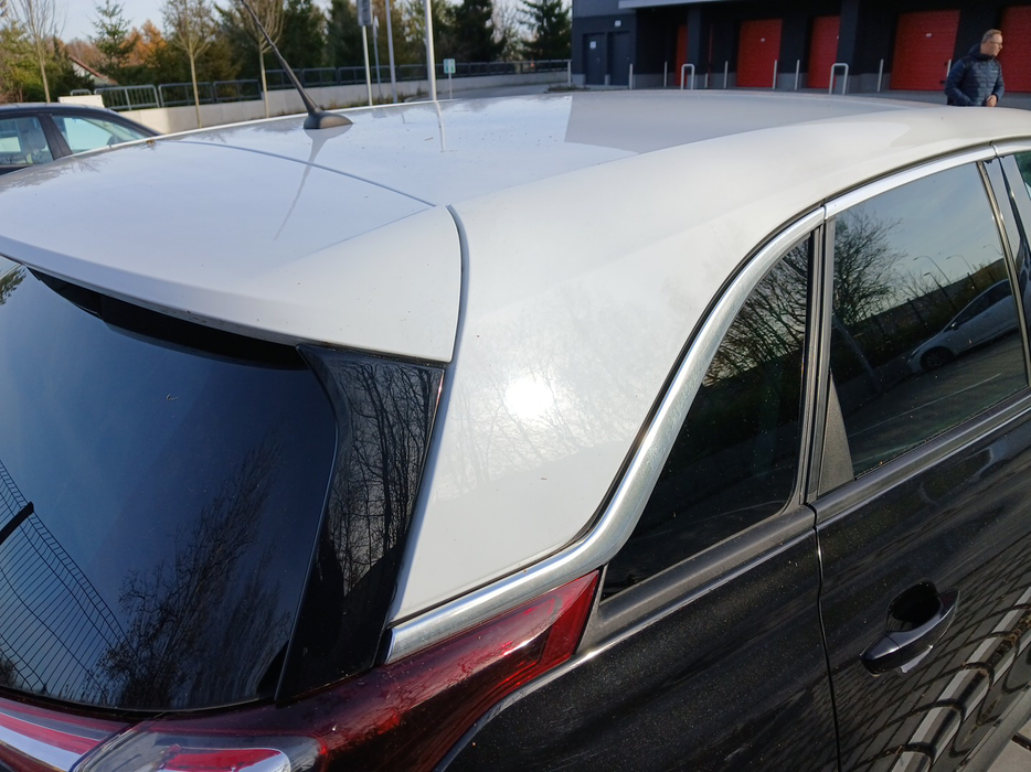 Zdjęcie słupka C prawego