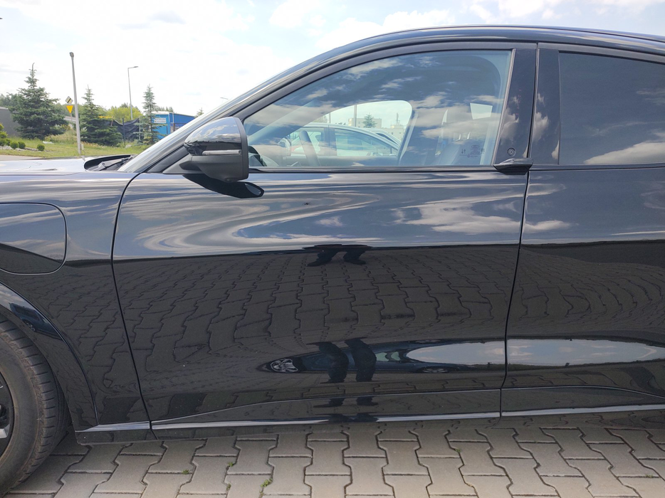 Zdjęcie drzwi przednich lewych wraz z szybą