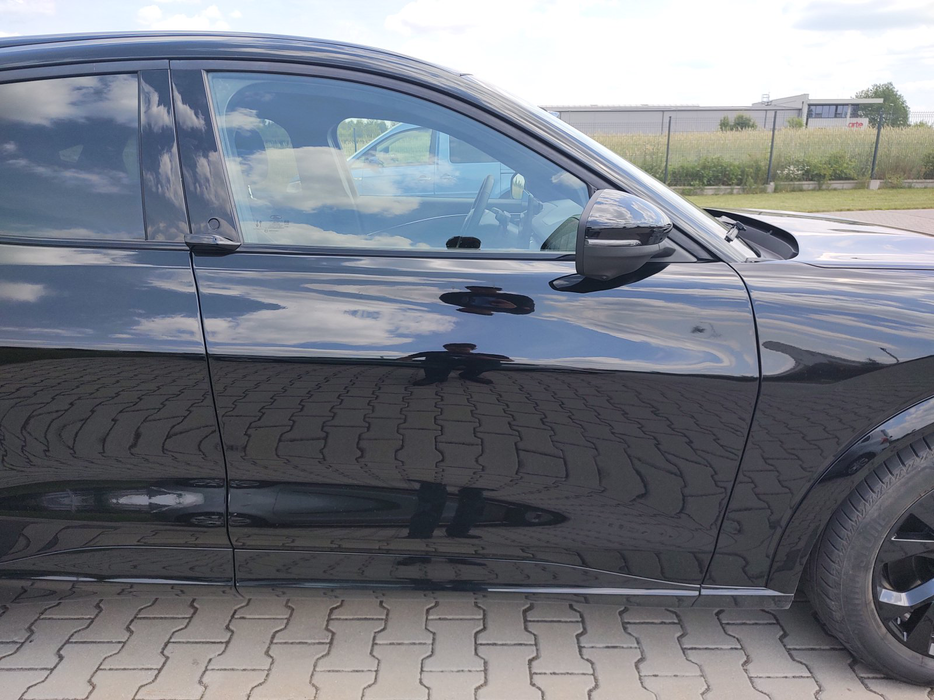 Zdjęcie drzwi przednich prawych wraz z szybą