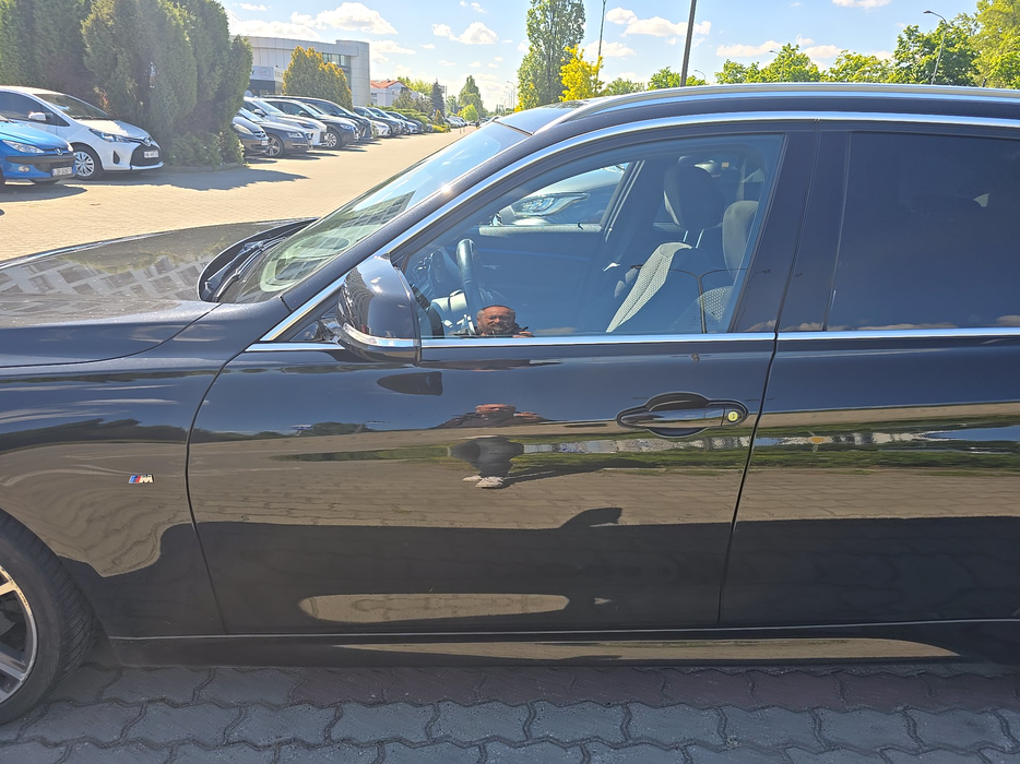 Zdjęcie drzwi przednich lewych wraz z szybą